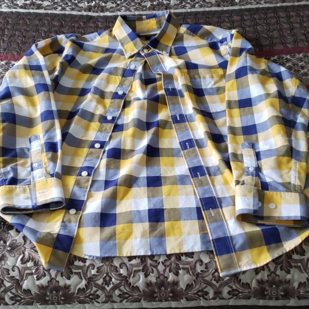 Mens casual shirt
